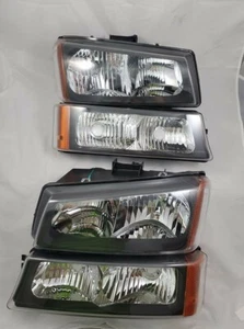 FOR 2003 2004 2005 2006 Chevy Avalanche / Silverado Headlight Set Black Housing - Picture 1 of 1