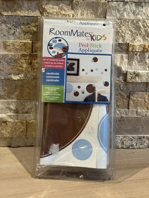 Calcomanías de lunares azules y marrones decoración de habitación de bebé solo puntos pegatinas de pared Foto 1 de 4