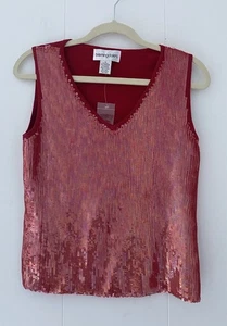 Top Bloomingdales de seda y cachemir rojo lentejuelas sin mangas talla mediana elástico nuevo - Imagen 1 de 4