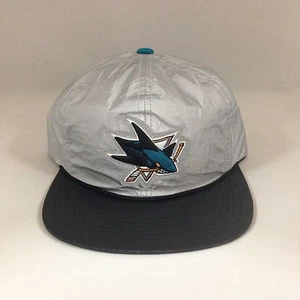 Gorra ajustable de 2 tonos tiburones San José Mitchell Ness Tyvek NHL - Imagen 1 de 4