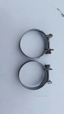 Husqvarna Boy 50 2001 50cc 503 abrazaderas de carburador Foto 1 de 2