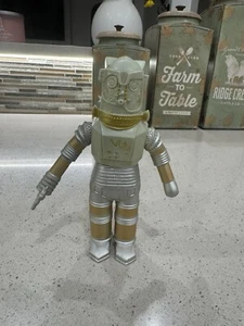 1983 Bandai U-Tom Utomu 6” Figure Kaiju Ultraman - Picture 1 of 3