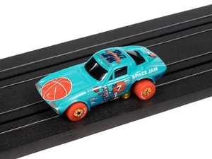 Space Jam Looney Tunes Corvette Thunderjet Release 34 | SC386 | Auto World - Picture 1 of 5