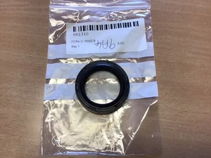 601310 Fork Oil Seal Genuine - Piaggio Beverly 350 ZAPM69300 ZAPM69400 - Picture 1 of 1
