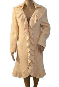 Abrigo de Lana Nanette Lepore Luxe Boucle Talla 6 Antiguo Marfil Volantes Frontal Satinado Forrado - Imagen 1 de 16