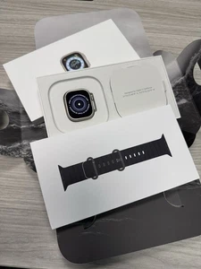 Apple Watch Ultra 49mm Titanium - Cracked Back Glass (Fully Functional) Cellular - Photo 1 sur 13