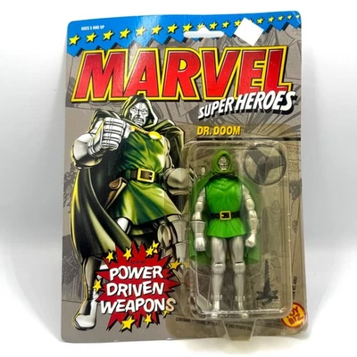 Boneco de ação Dr. Doom Marvel Superheroes 5" Fantastic Four Toybiz 1993 - Imagem 1 de 4