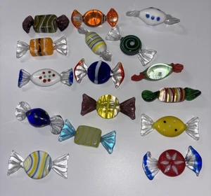 16 Stück Lot Vintage mundgeblasen Kunstglas gewickelt Süßigkeiten - Murano Kunst Stil Glas - Bild 1 von 8