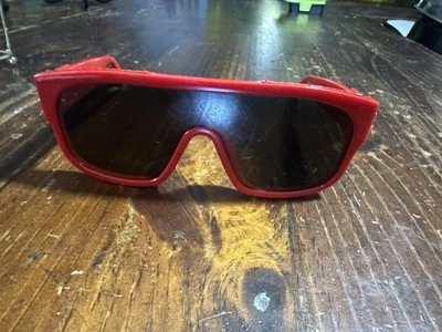 Gafas de sol Louis Vuitton Millionaire Mask para hombre con escudo rojo Z1260E  Foto 1 de 4