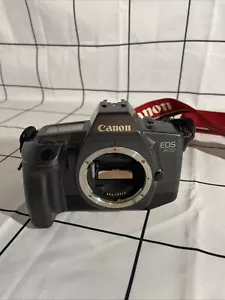 Canon EOS 600 analoge Spiegelreflexkamera 35 mm nur Gehäuse - Bild 1 von 6