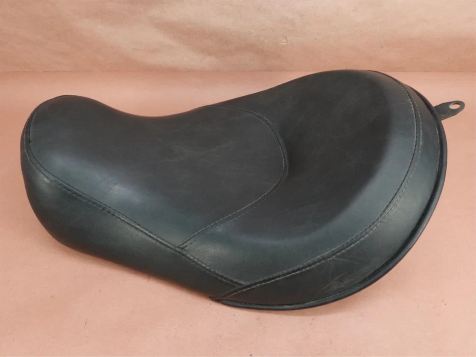 Harley-Davidson Dyna Street Bob 2011-2017 asiento delantero del conductor FXDB Foto 1 de 4