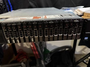 Dell poweredge R720 96GB Ram, 2 Intel Xeon E5-4650 2.7GZ, 10GB Nics - Bild 1 von 10