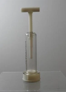 Máquina de ajo vintage rara baquelita blanca transparente 6 1/4" B26 - Imagen 1 de 18