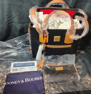 Shoulder Bag w/ Wallet Dooney & Bourke Saffiano Leather Satchel Vintage New - Picture 1 of 20
