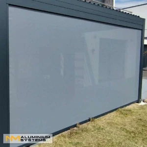 Zip Markise Senkrechtmarkise Seitenmarkise Zip-Screen Terrasse 1,4 m x 1,4 m - Bild 1 von 24