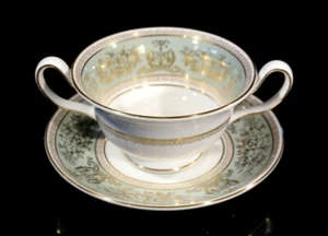 Beautiful Wedgwood Columbia Sage Green Footed Cream Soup Bowl - Picture 1 of 5