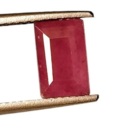 2.35 CTS RUBY FACETED BAGUETTE CUT UNHEATED NATURAL GENUINE GEMSTONE 5.5X8.2 MM - Image 1 of 4