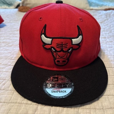 Chicago Bulls Snapback New Era 9FIFTY Gorra NBA Negra Roja SnapBack  Foto 1 de 4