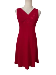 Vintage 90s Petite Sophisticate Red Sleeveless Red Dress Embroidered Floral Gr. 2 - Bild 1 von 7