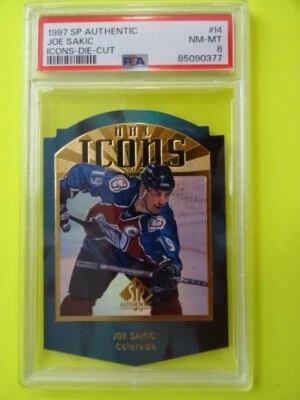 Joe Sakic SP 1997-98 Auténtico NHL ICONOS TROQUELADO #14--96/100 PSA 8--PSA #8509037 Foto 1 de 4