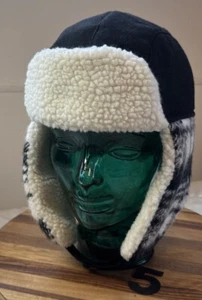 NWOT BLACK & CREAM PLAID LINED TRAPPER HAT WITH EAR FLAPS NEVER WORN!   #5 - Picture 1 of 5