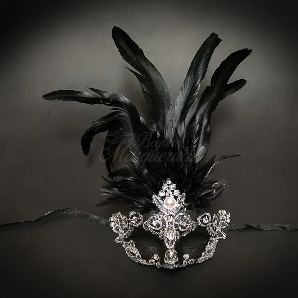 Venetian Masquerade Mask Women with Feathers Halloween Party - Image 1 of 1