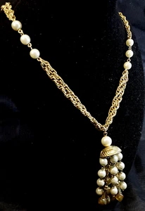 Vintage CORO Gold Tone Faux Pearl Tassel Pendant Necklace - Picture 1 of 10