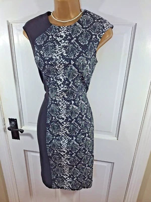 Vestido Joseph Ribkoff Negro y Plateado Estampado Serpiente, Reino Unido 12, Nuevo Sin Etiquetas Foto 1 de 4