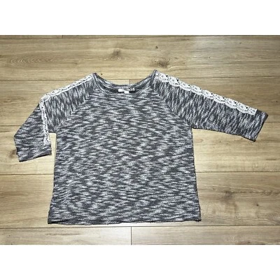 Forever 21 Womens Contemporary Knit Sweater Size Large Crochet Trim Black White - Image 1 of 4