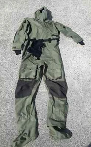 NUEVO Traje de Inmersión Typhoon SBS Talla XL GORE-TEX Traje Seco Neopreno y Capucha en Spray - Imagen 1 de 16