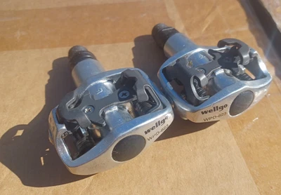 Wellgo WPD-823 SPD 无扣山地车自行车踏板银色 9/16 英寸自行车包装山地车旅游 — 第 1/4 张图片