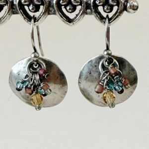 Nicht mehr produziert Silpada kleine gehämmerte Sterling Scheibe Glasperlen Cha-Cha Ohrringe W1997 - Bild 1 von 9