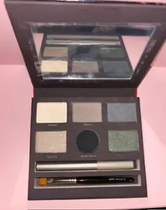 PALETA LAURA MERCIER - JUNGLE CHIC - INTO THE WILD COLLECTION - Imagen 1 de 4