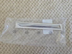 VAG original Plakette R-Line , rechts , 5NA853688D 2ZZ - Bild 1 von 3