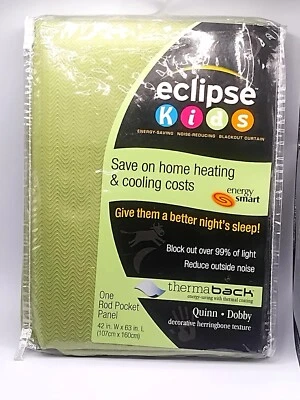 Panel de cortina ECLIPSE Kids Blackout 42" x 63" Thermaback Energy SavGreen niños 1G Foto 1 de 3