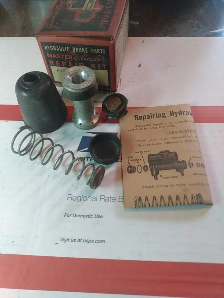 1939 To 1940 Ford V8 And 1/2 Truck Mercury 8 Lincoln Zephyr Master Cylinder Kit - Image 1 of 3