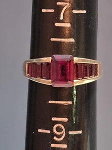 Anillo Granate Conjunto Canal Oro Amarillo 10K Vintage Talla 8-THL Estampado - Imagen 1 de 12