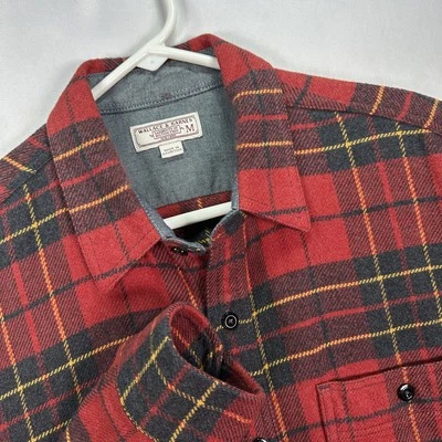 Wallace & Barnes Shirt Mens Medium Red Black Plaid Flannel Button Up Long Sleeve - Image 1 of 4