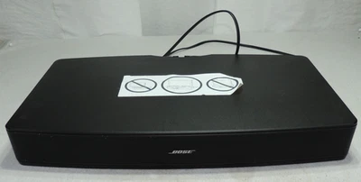 Sistema de som Bose Solo TV modelo 410376 preto com cabo de alimentação (sem controle remoto) - Imagem 1 de 4