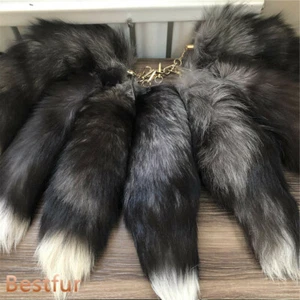 Lote de 10 piezas-16"-18" Llavero colgante cola de piel de zorro de plata natural real juguetes con disfraces - Imagen 1 de 4
