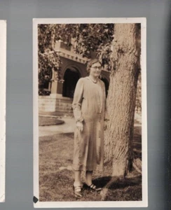 VINTAGE PHOTO , small ,UNKNOWN LADY , NEAR TREE - Picture 1 of 1