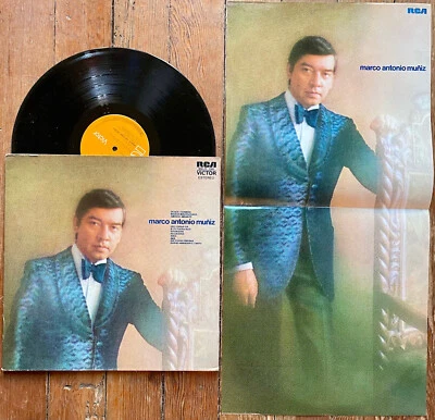 MARCO ANTONIO MUNIZ (RCA Victor MKLS1945) 1972 Mexican gatefold LP w/poster - Image 1 of 2