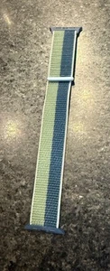 Apple Watch Sport Loop 44mm Genuine OEM Used - Photo 1 sur 2