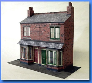 7mm Scale Victorian Bay Front Terraced House Card Model Kit Ideal For O Gauge - Picture 1 of 1