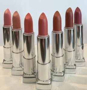 COMPRA 1, OBTÉN 1 CON UN 20% DE DESCUENTO (agrega 2) lápiz labial mate Maybelline Color Sensational (SMUDGED) - Imagen 1 de 11