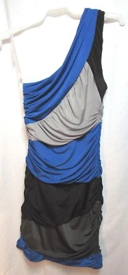 My Michelle 连衣裙 M 码黑色蓝色 1 肩垂褶内衬正式派对鸡尾酒 — 第 1/4 张图片