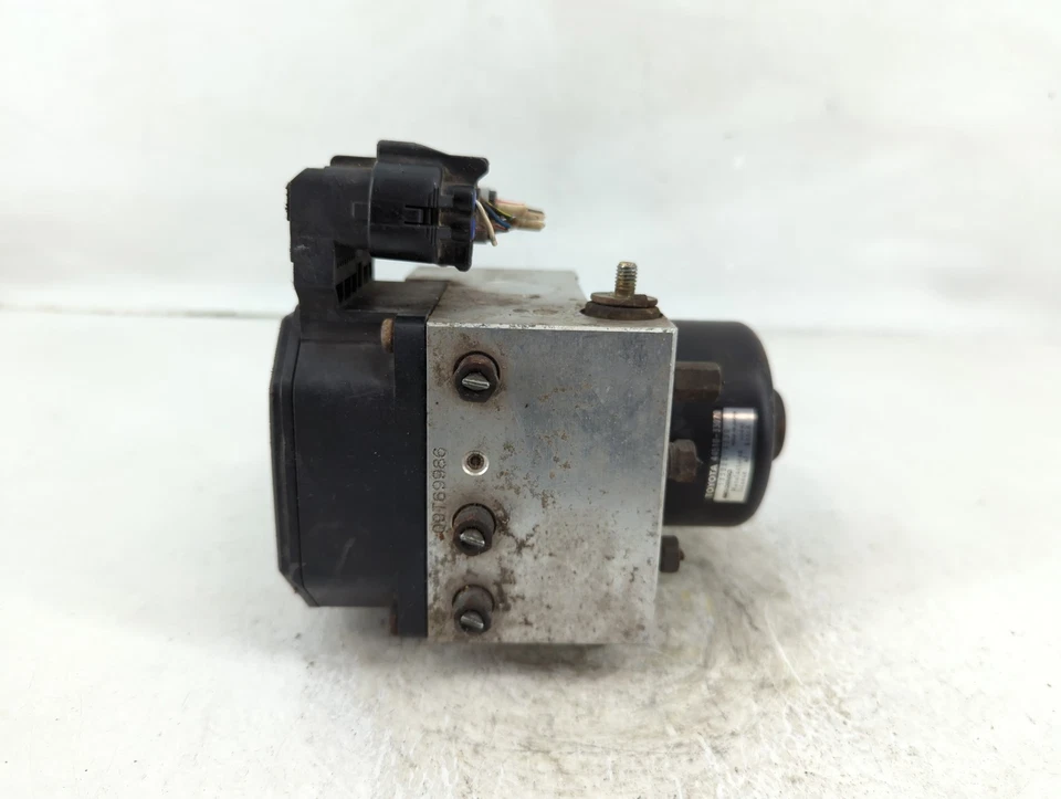 Módulo de control de bomba ABS Toyota Camry 1999-1999 W1OAM Foto 1 de 4
