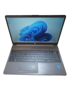 HP 250 G8 i5-1135G7 @ 2.4GHz 16GB DDR4 256GB NVMe SSD WIN 11 Pro Grade D EC1107 - Picture 1 of 13