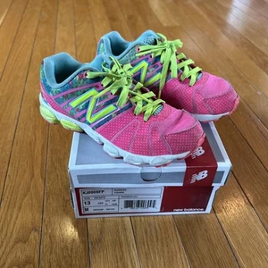 New Balance 890 Kinder Mädchen Gr. 13 Neon Pink Grün Running Logo Tennisschuhe - Bild 1 von 8