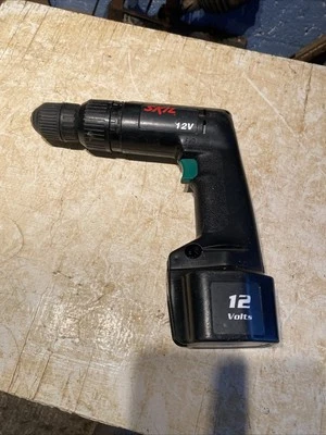 Perceuse-visseuse Skil 12 volts - Photo 1/4